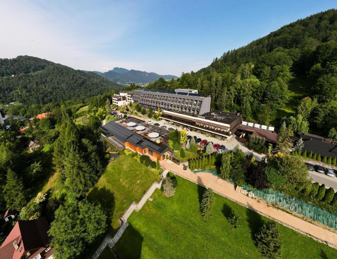 Sanatorium Budowlani Szczawnica Hotel Exterior foto